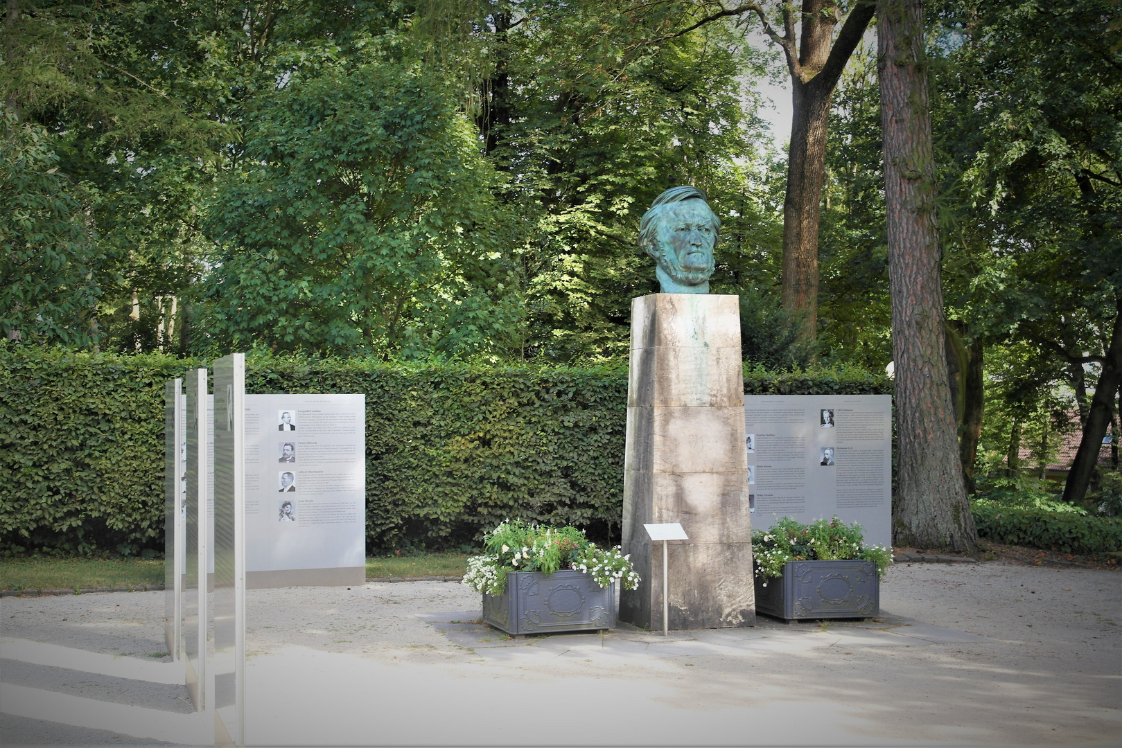 Bayreuth  Grüner  Hügel  Gestaltung Wagner Gedenkstätte