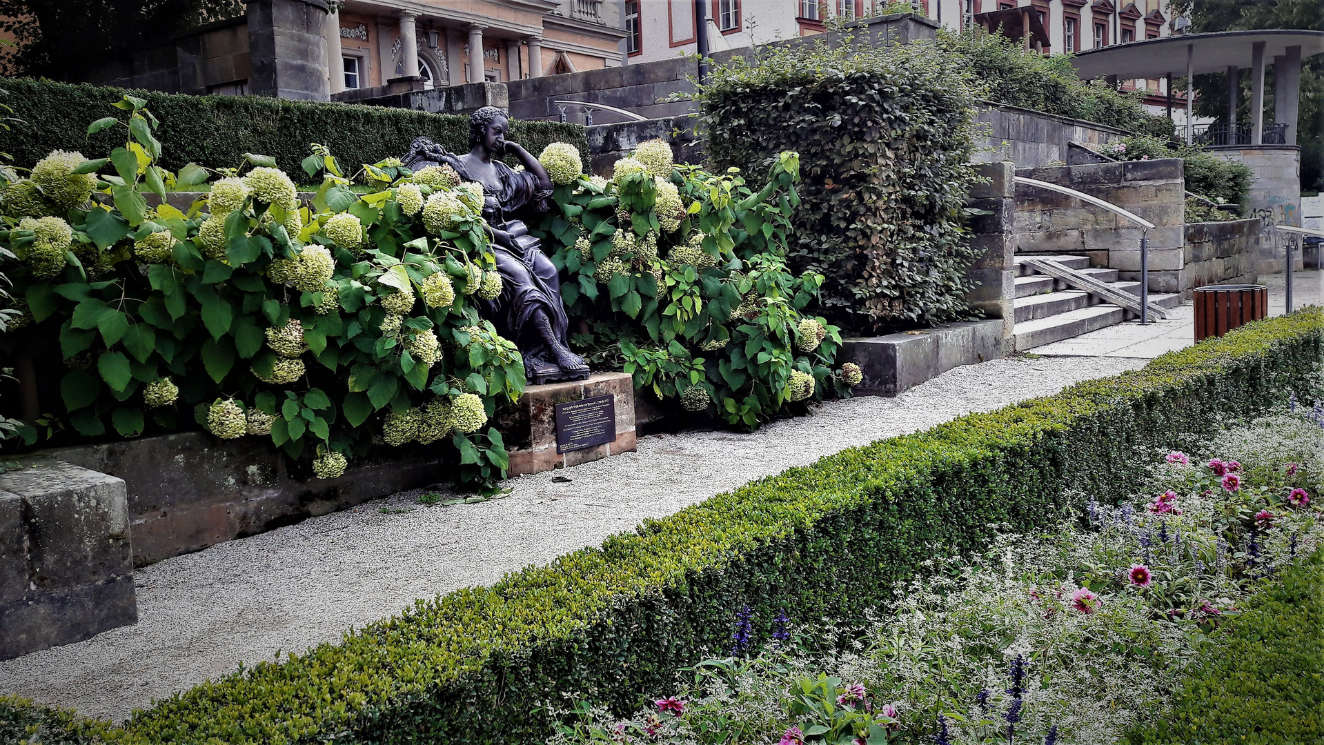 Bayreuth : Markgräfin Wilhelmine auf den Schlossterrassen 