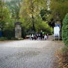 Bayreuth  :Nähe Villa Wahnfried  Ab in den Hofgarten 