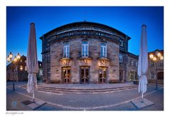 Bayreuth | Stadthalle bei Nacht