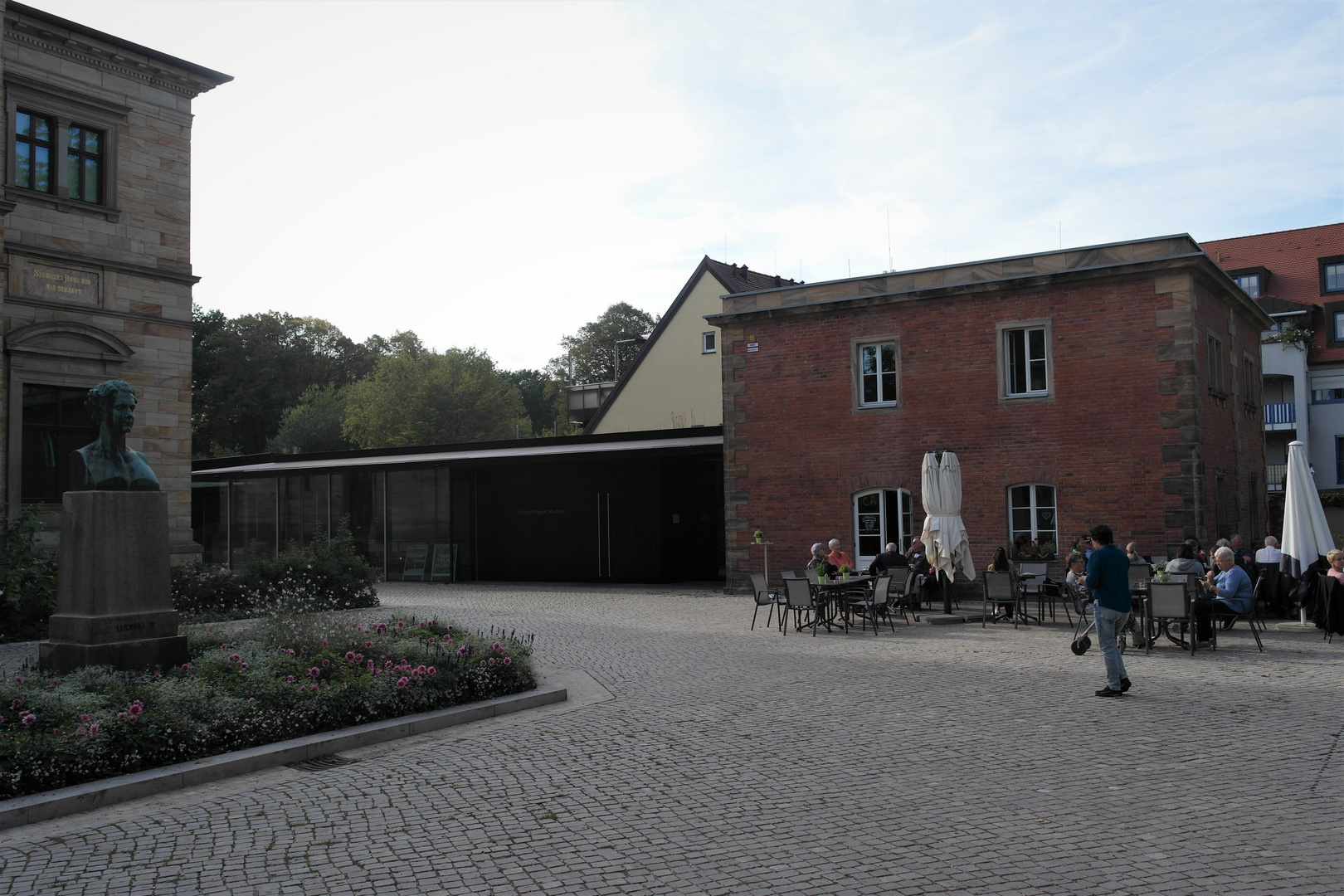 Bayreuth :Villa Wahnfried/ Wagnermuseum mit angeschossenem Cafe