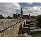 Bayrische Impressionen " Regensburg, der Blick vom Stadtteil-Stadtamhof, auf die Steinerne Brücke"