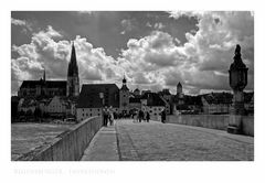 Bayrische Impressionen " Regensburg, der Blick von der Steinerne Brücke "