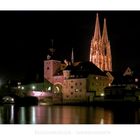 Bayrische Impressionen " Regensburg, der Blick zum Brücktor am Abend "