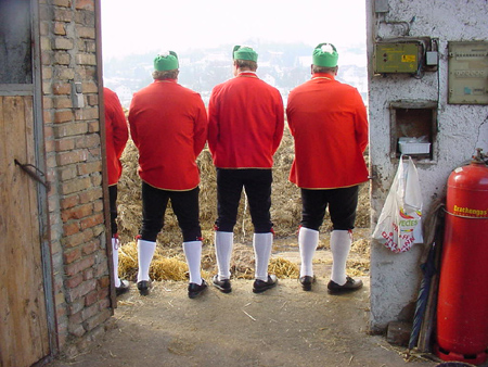 Bayrische Schäffler beim Bisseln