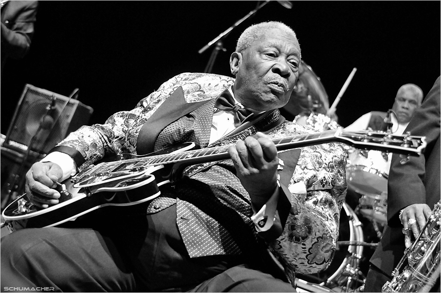 .. BB KING ..