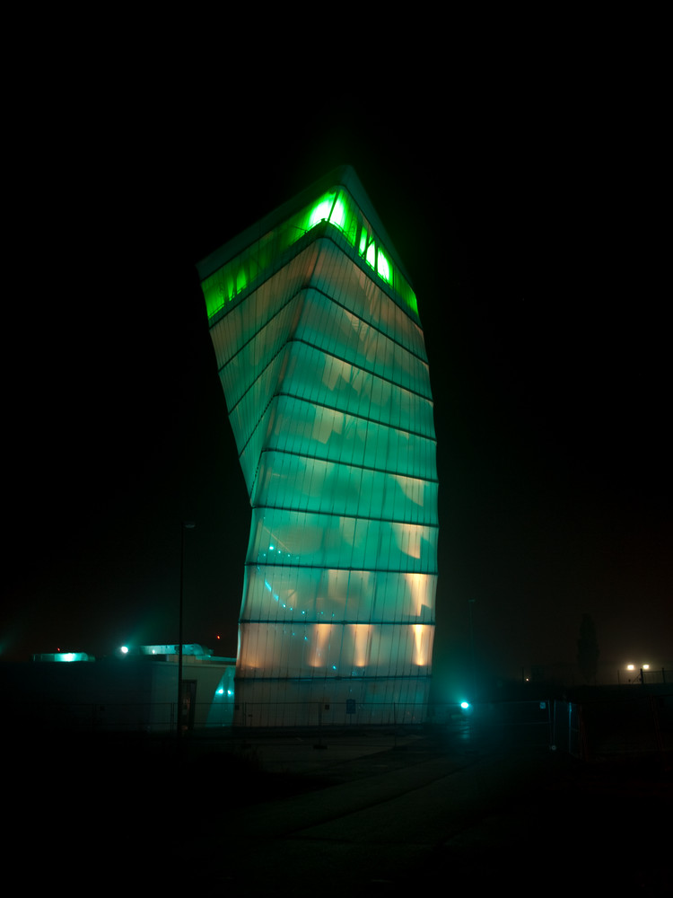 BBI Infotower green