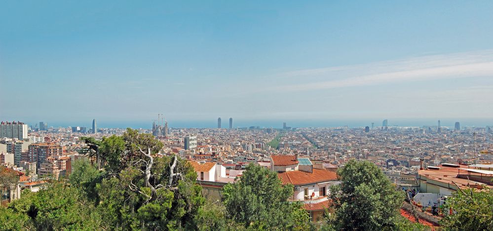 Über den Dächern von Barcelona von SusiSmily