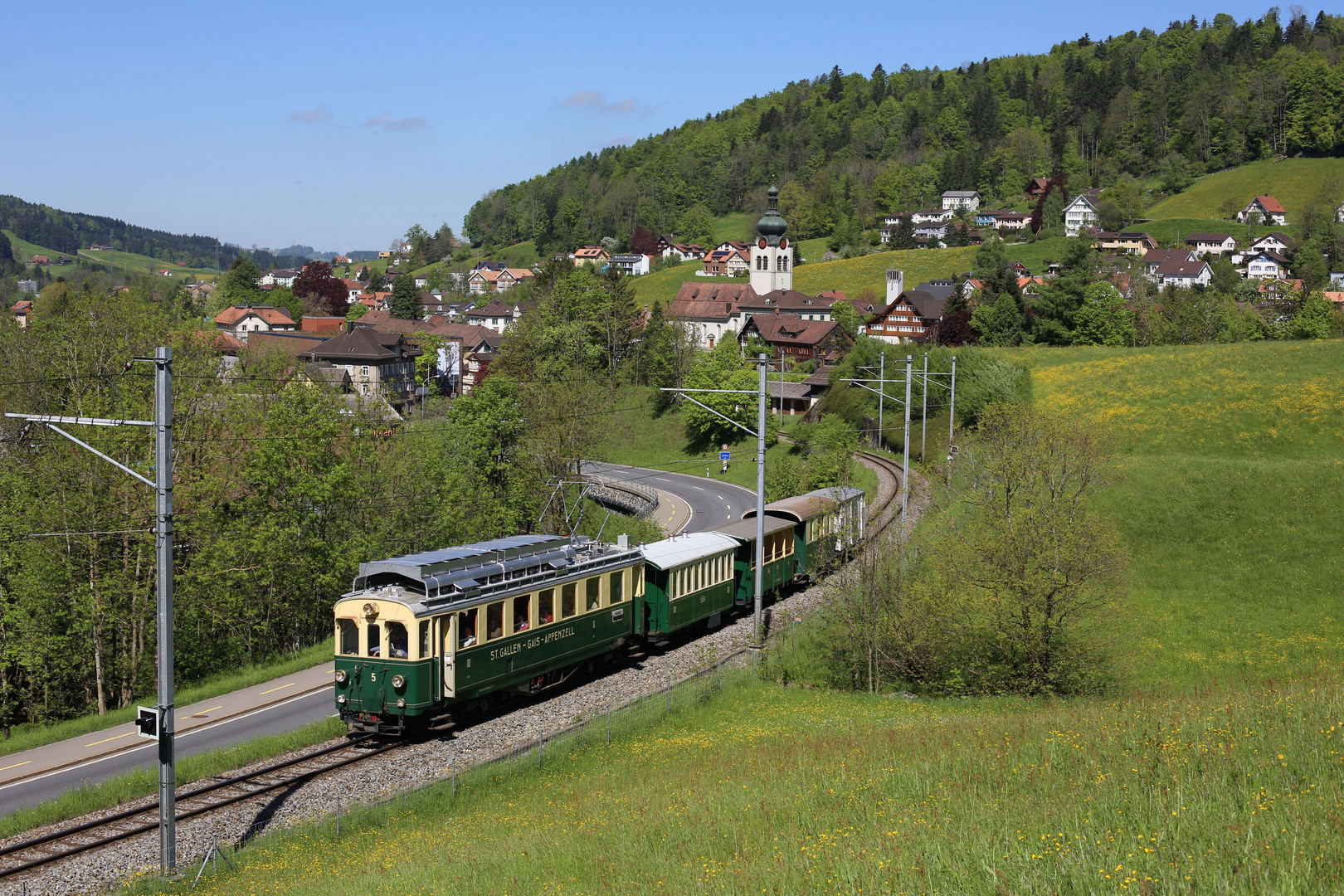 BCFeh 4/4 5 ("Föfi") auf der Strecke St. Gallen - Appenzell (1)