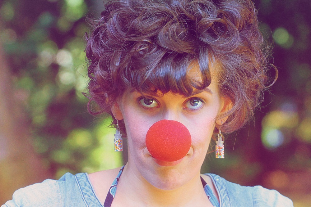 be a clown