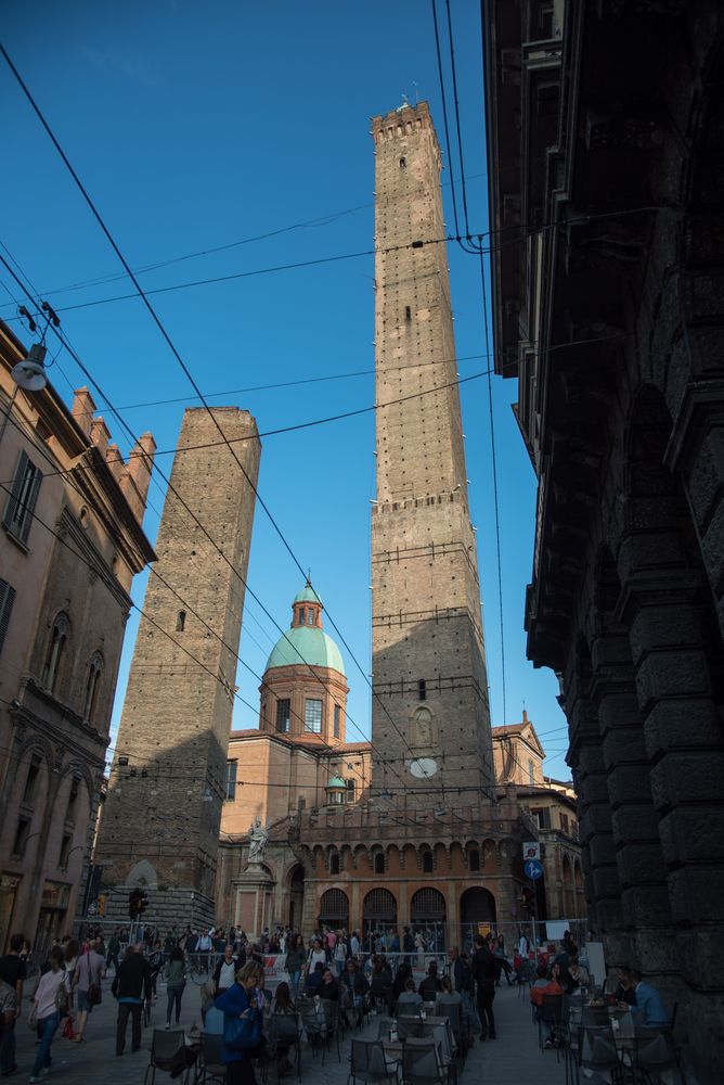 Twintower Bologna von Jochen Traub