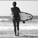 Beach life - Surfer girl