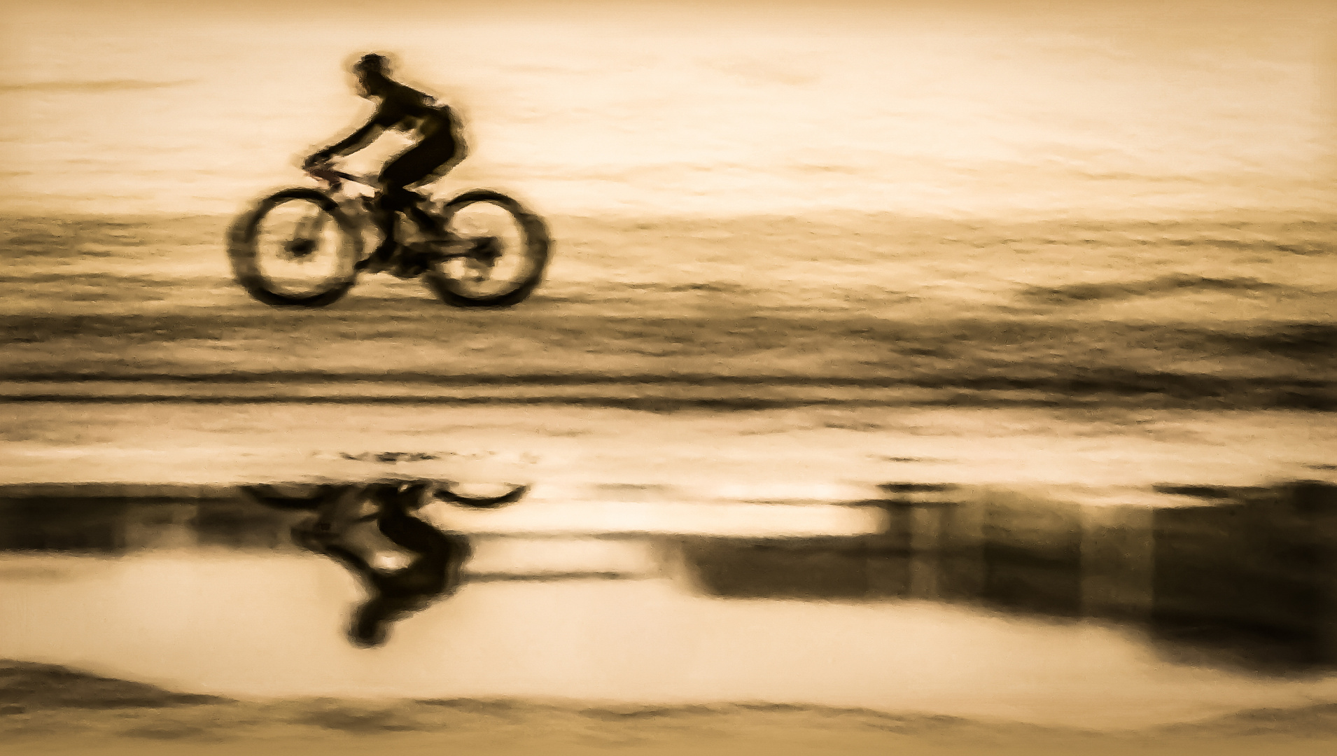 BEACH & SPEED & MIRROR