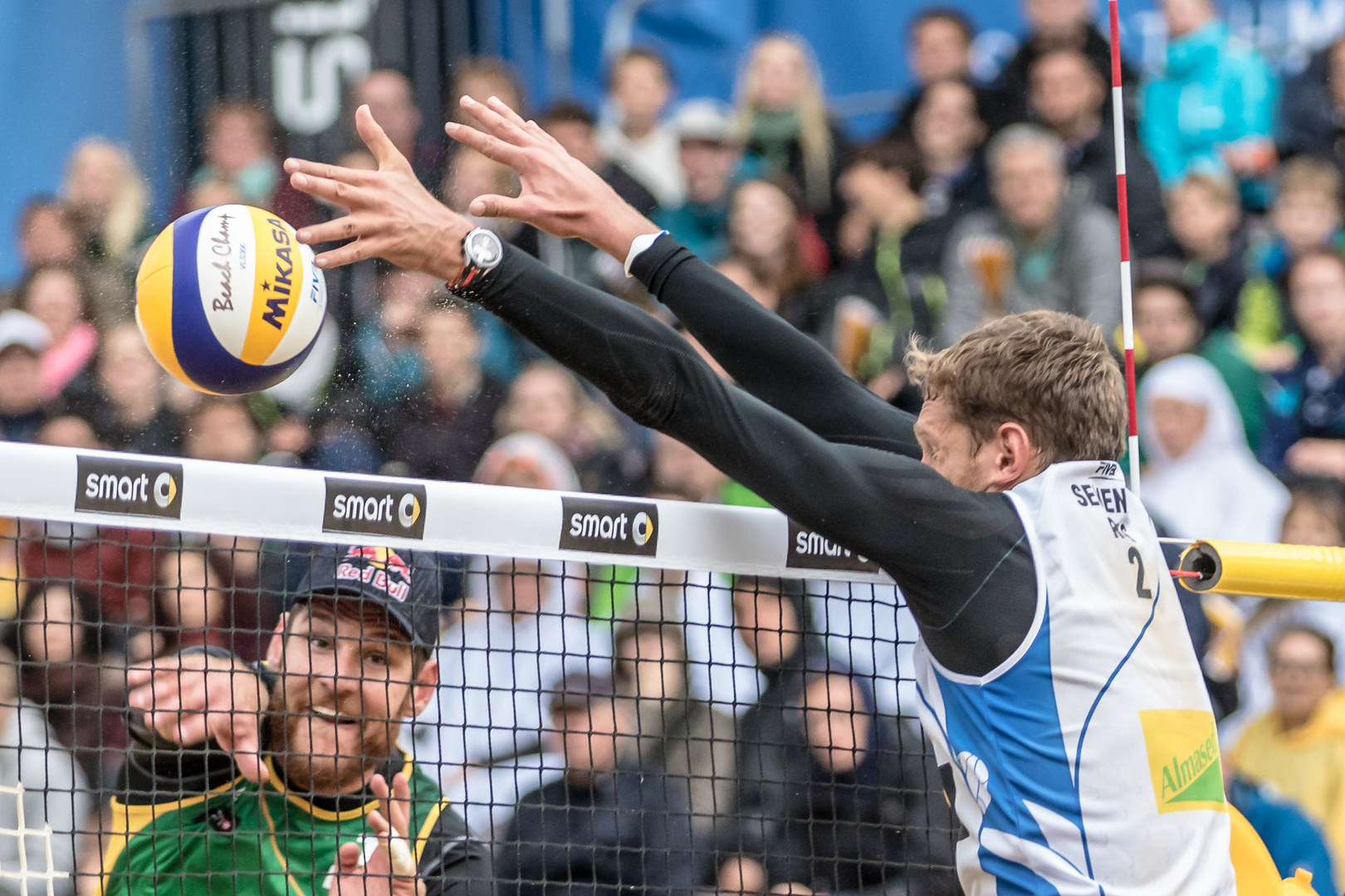 Beach-Volleyball: 2 Konstantin Semenov (RUS) - 1 Alison Cerutti (BRA)