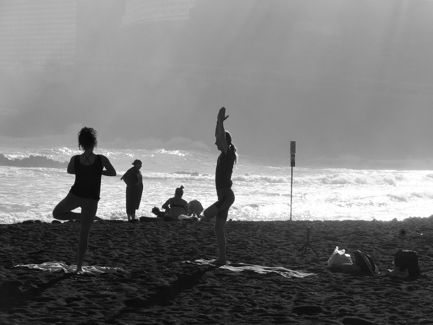 Beach-Yoga...
