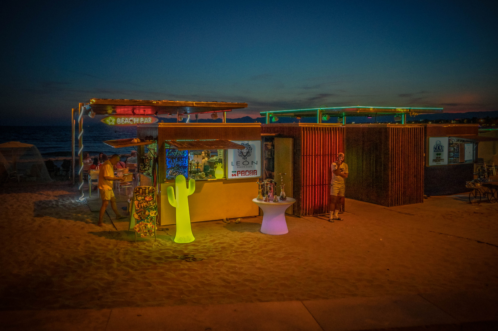 Beachbar @ Night