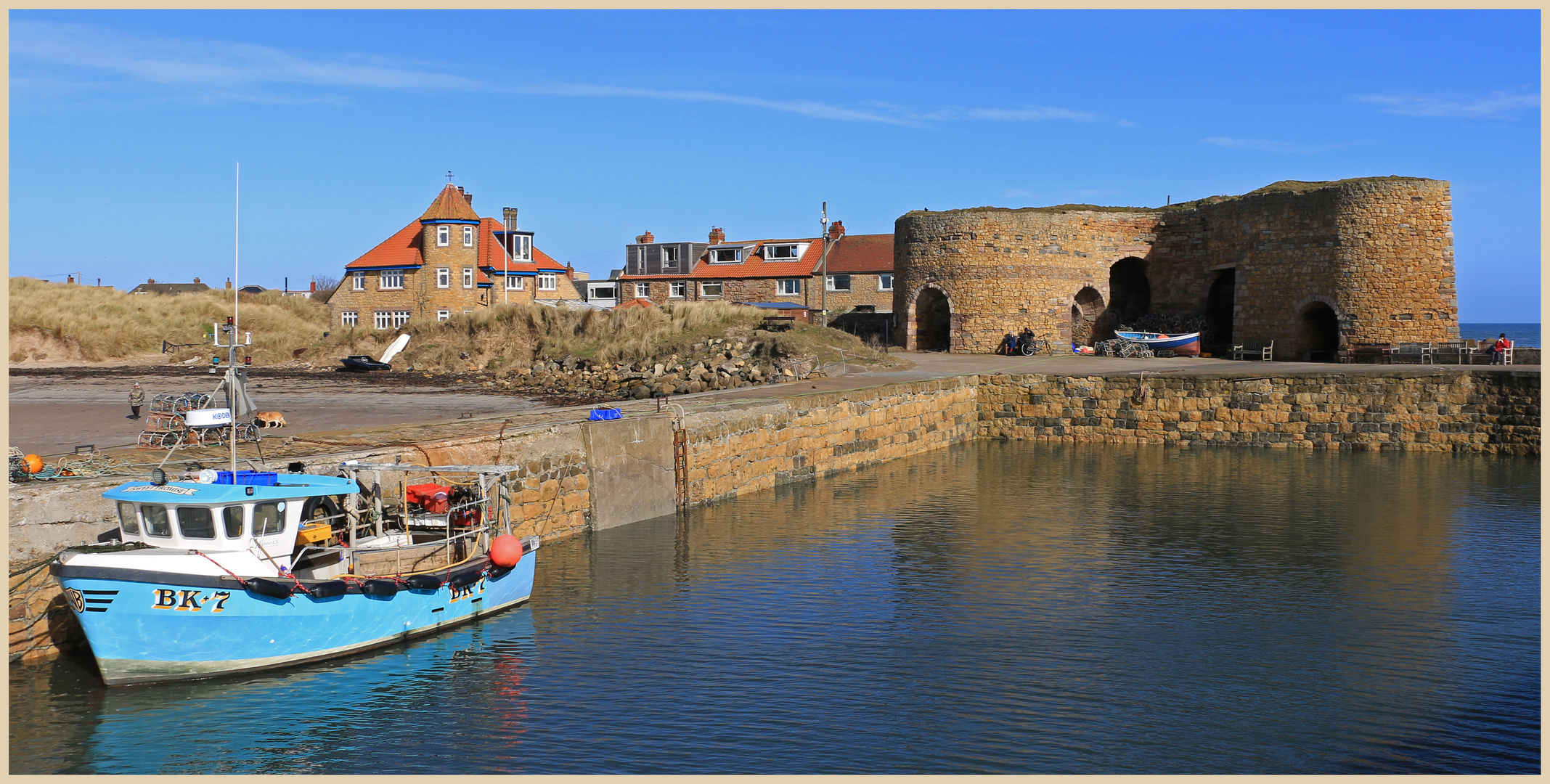 beadnell harbour 6