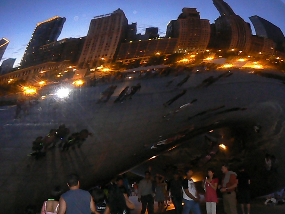 bean, reflet chicago by night de daniel catzaras 