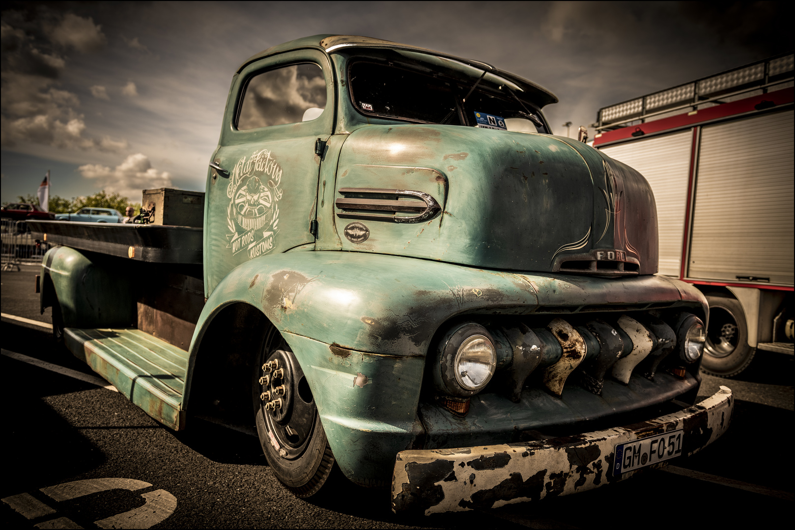 Beasty Vintage Truck