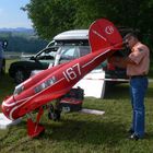 Beat Egli beim Aufbau seiner Lockheed Orion