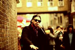 Beatboxer in der BRICK LANE in London