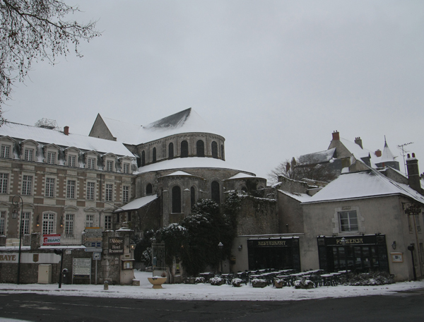 Beaugency sous la neige