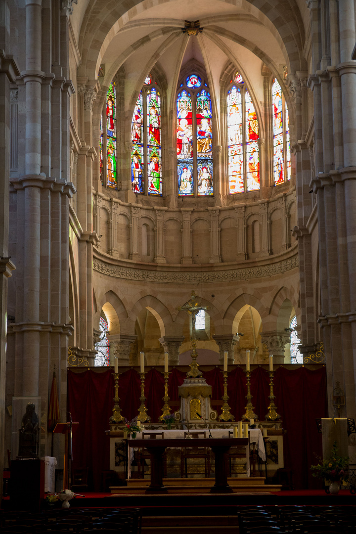 Beaune-Kathedrale-Hochaltar-0032