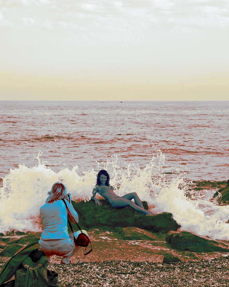 beauties and the wave