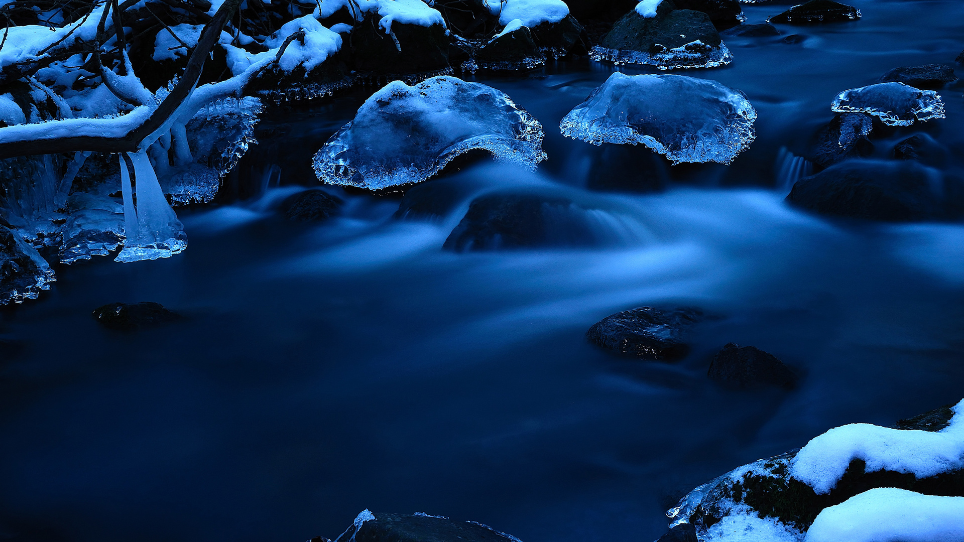 Beautiful Creek at night ;-)