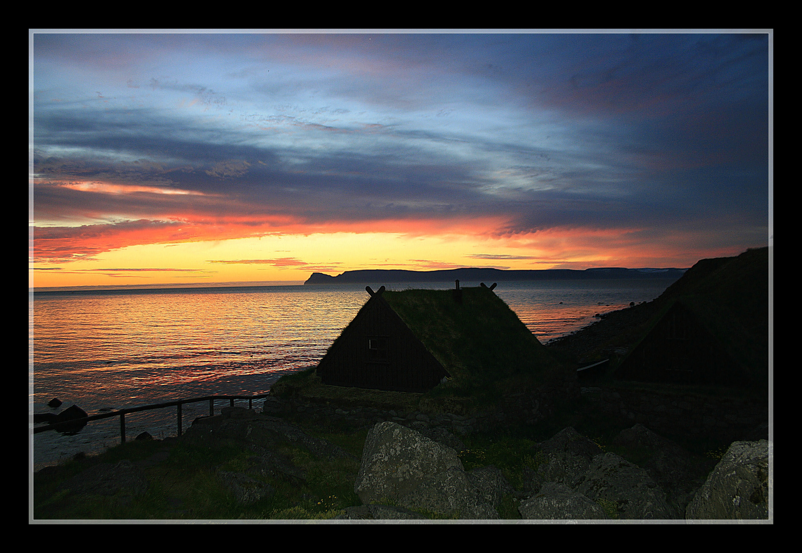 Beautiful Night , Bolungarvik (Ósvör) 2010