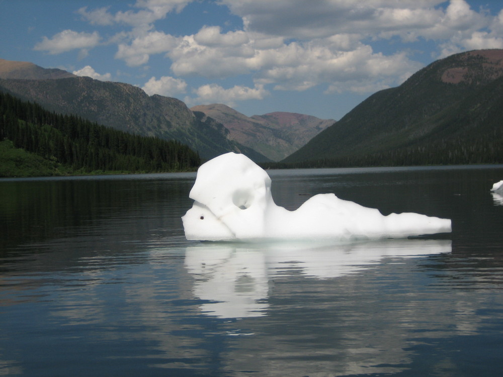 Beauty in the middle of the Canadian Rocky Mountains