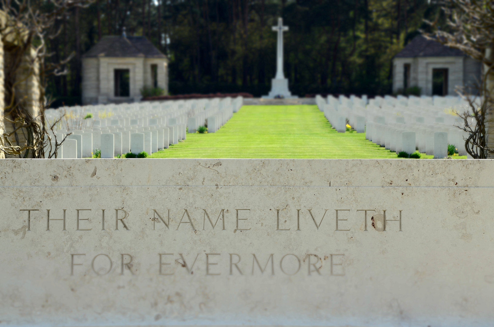 Becklingen War Cemetery