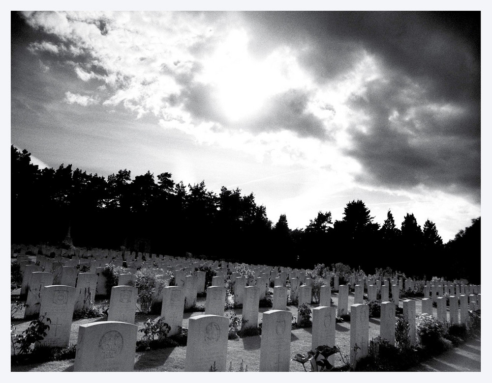 Becklingen War Cemetery II