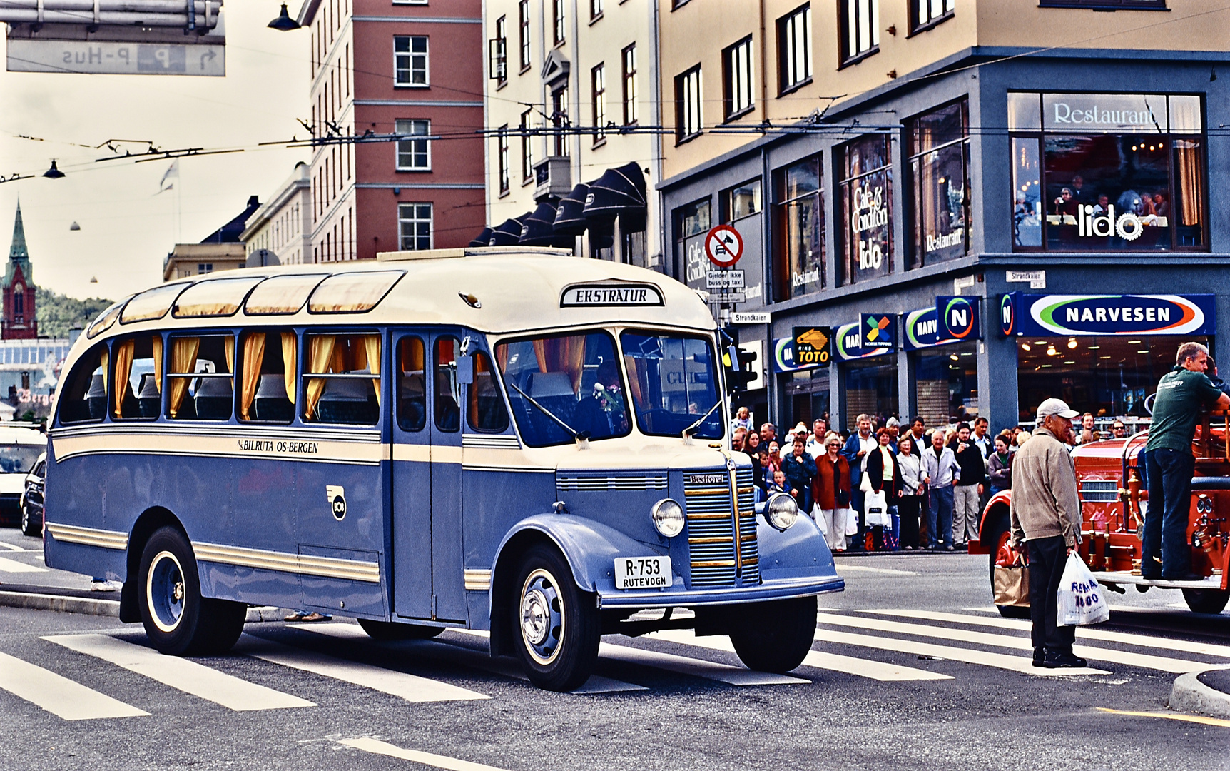 Bedford Bus