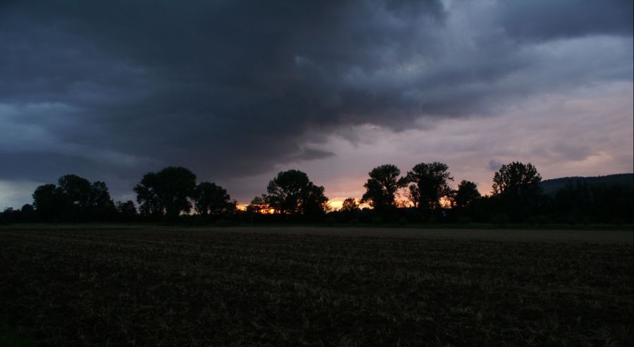 Bedrohliche Stimmung oder nix wie weg...