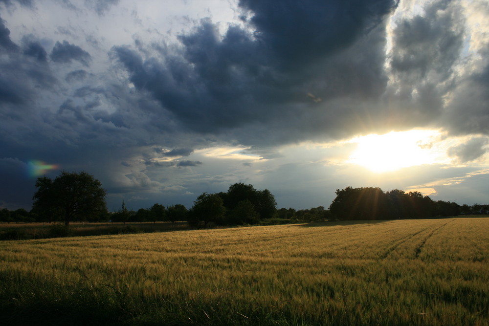 Bedrohlicher Sonnenuntergang