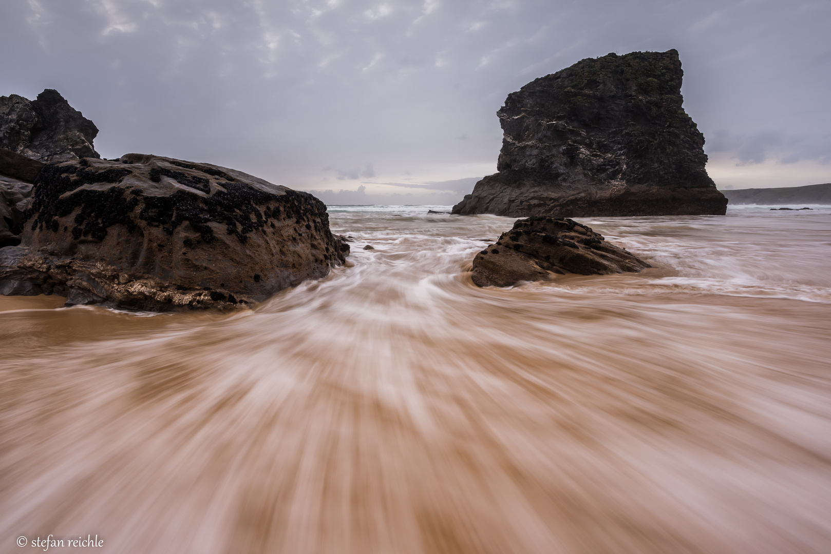 ** Bedruthan Beach **