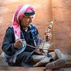 Beduinischer Musikant in Petra, Jordanien