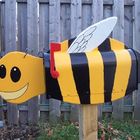 Bee mailbox