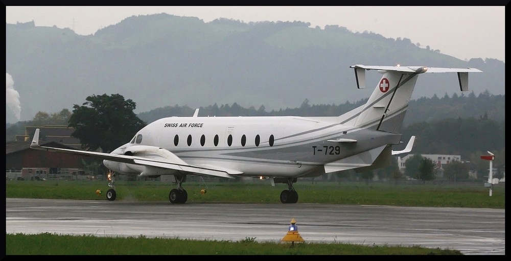 Beech 1900D / Swiss Air Force / T-729 (2)