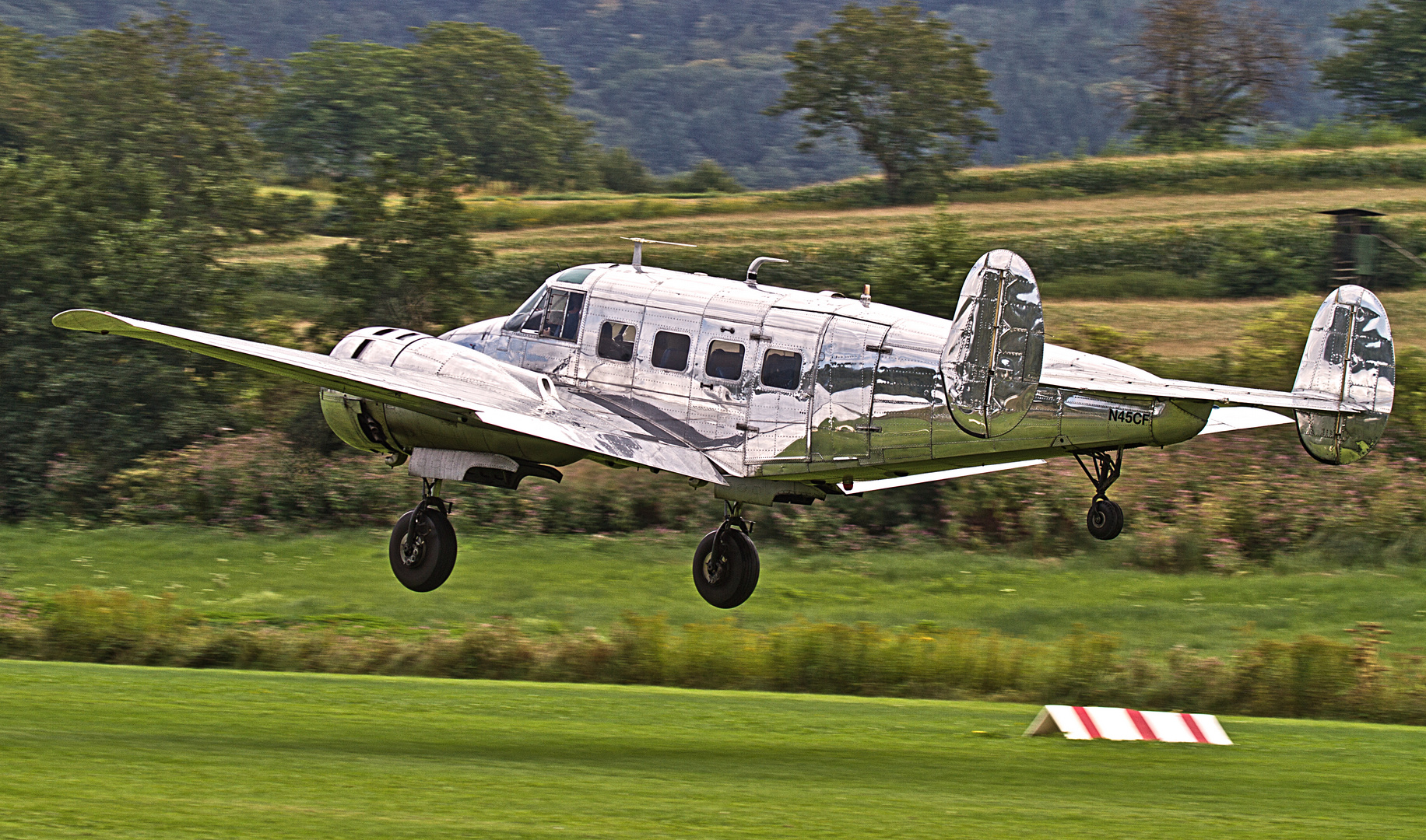 Beechcraft 18 (c-45)