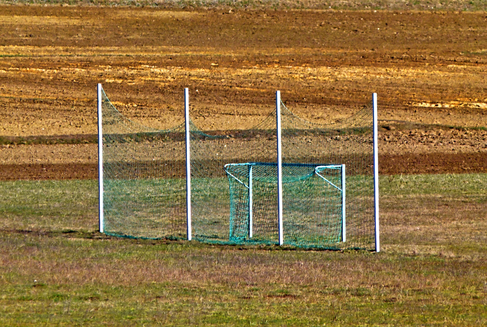 Beeindruckende, klare Stadionarchitektur