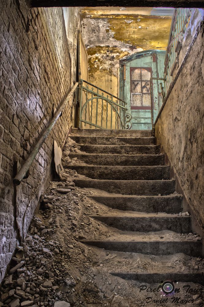 Beelitz Heilstätten - Kellertreppe - HDR