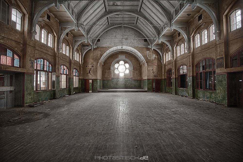 Beelitz Männerklinik - Turnhalle