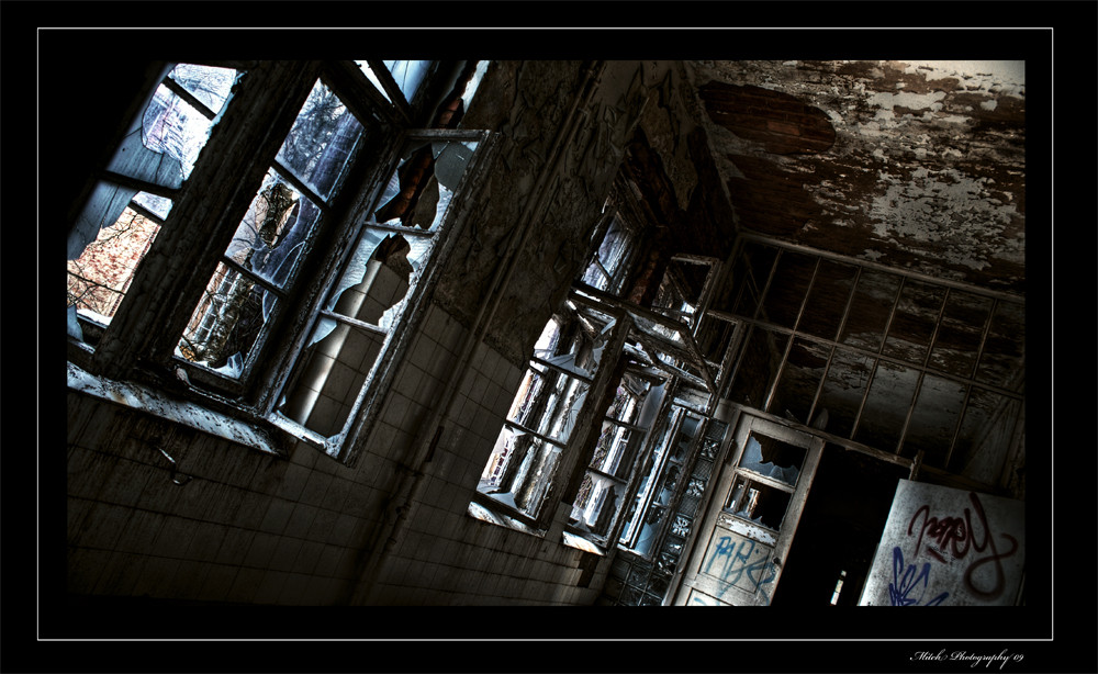 Beelitz.....Broken Window