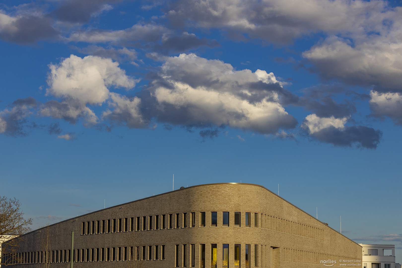 Beethovenpark mit Wolken