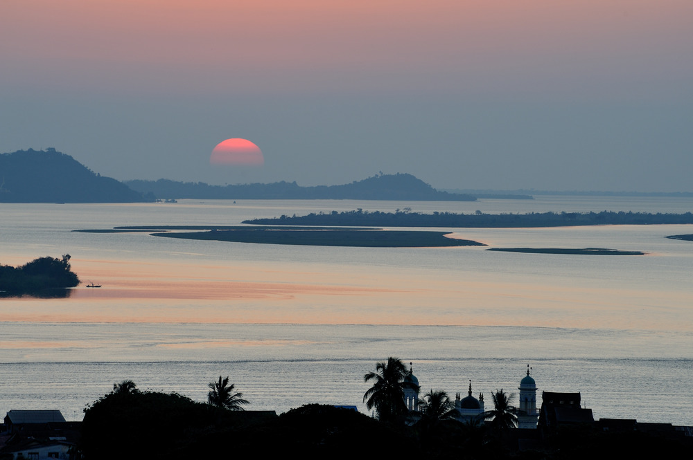 Before Night in Mawlamyaing