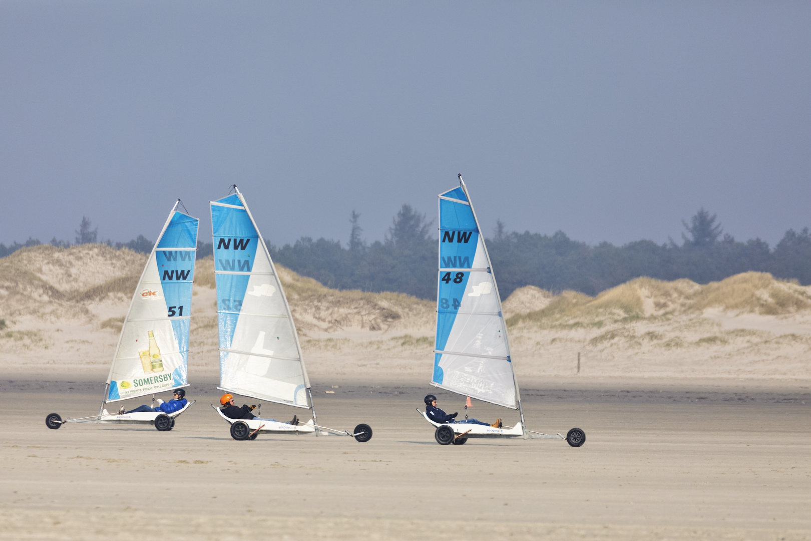 Begegnung der Strandsegler