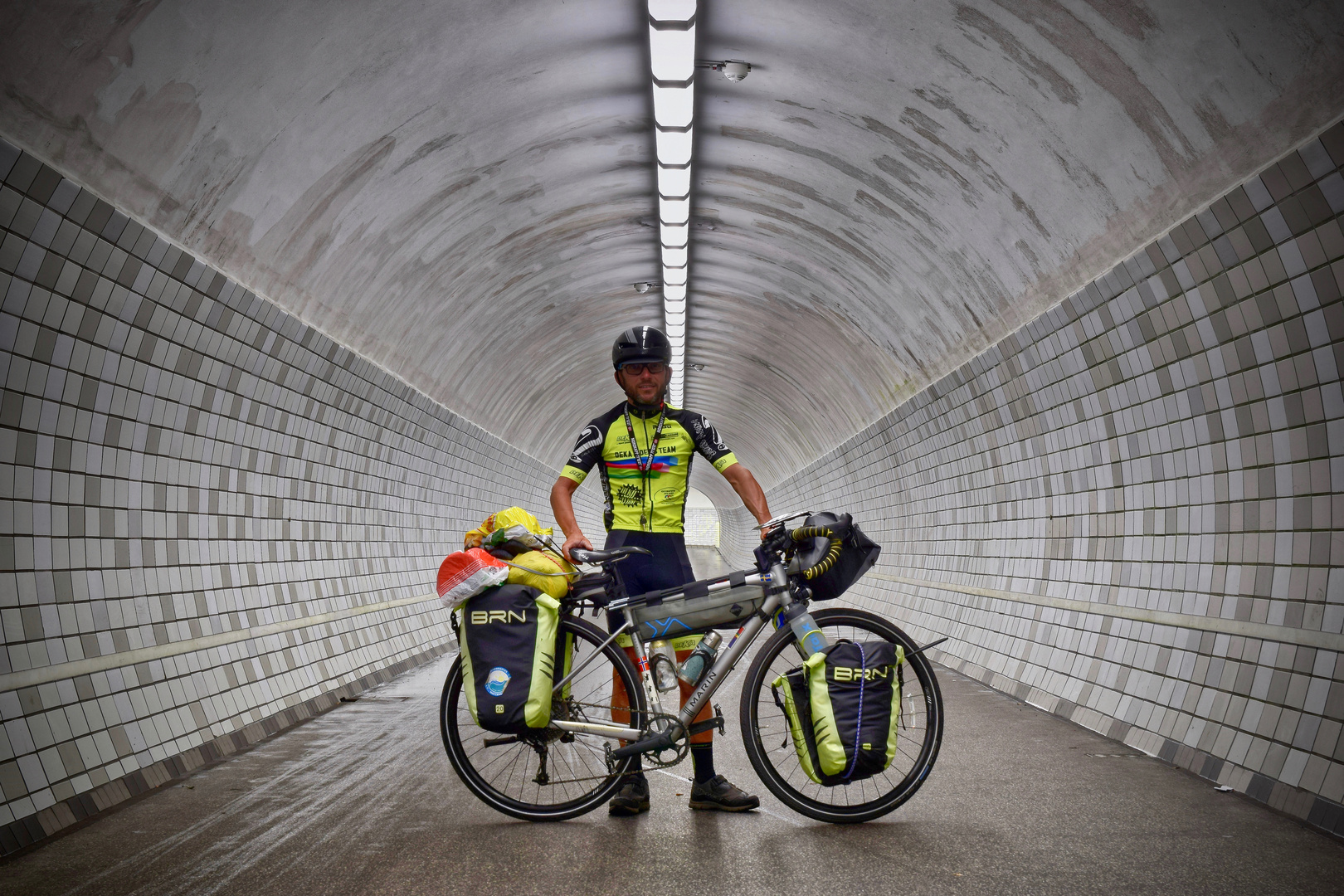 Begegnung im Tunnel