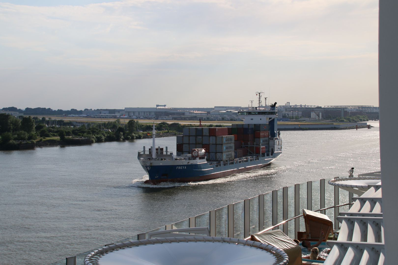 Begegnung mit Freya auf der Elbe